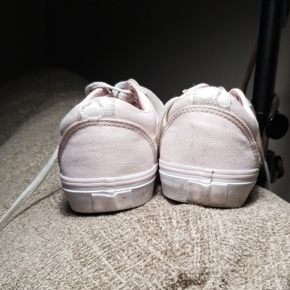 Vans - Picture 4 of 7